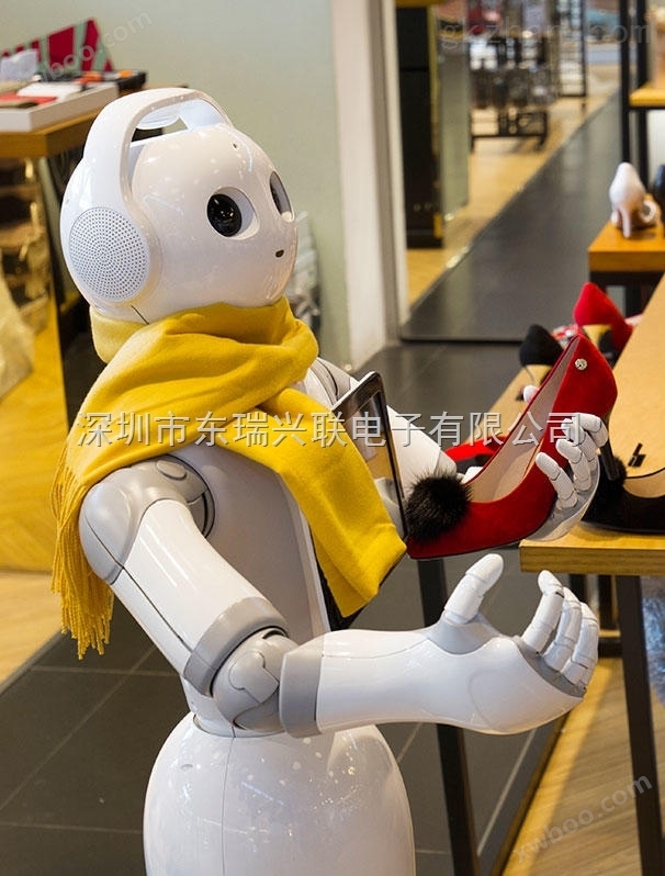 迎宾导购机器人黑豆机器人情感表达更好的服务客户